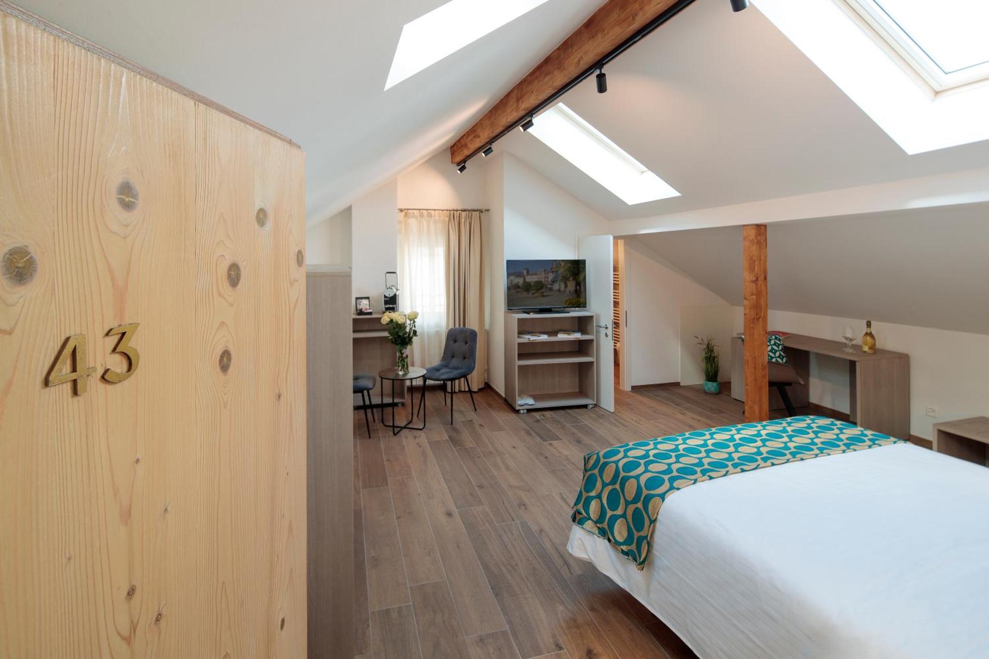 Hotel America โลการ์โน ภายนอก รูปภาพ
