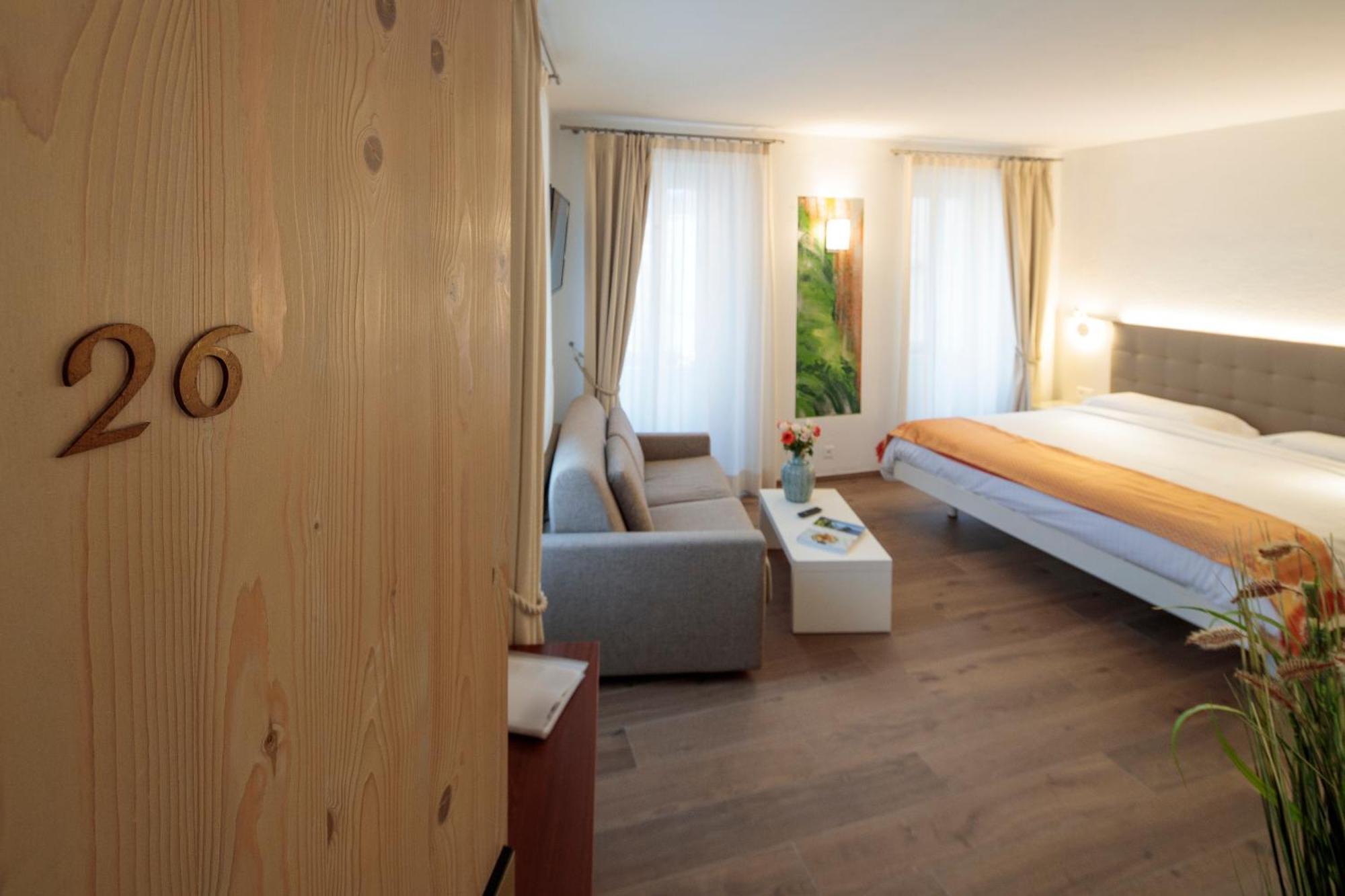 Hotel America โลการ์โน ภายนอก รูปภาพ